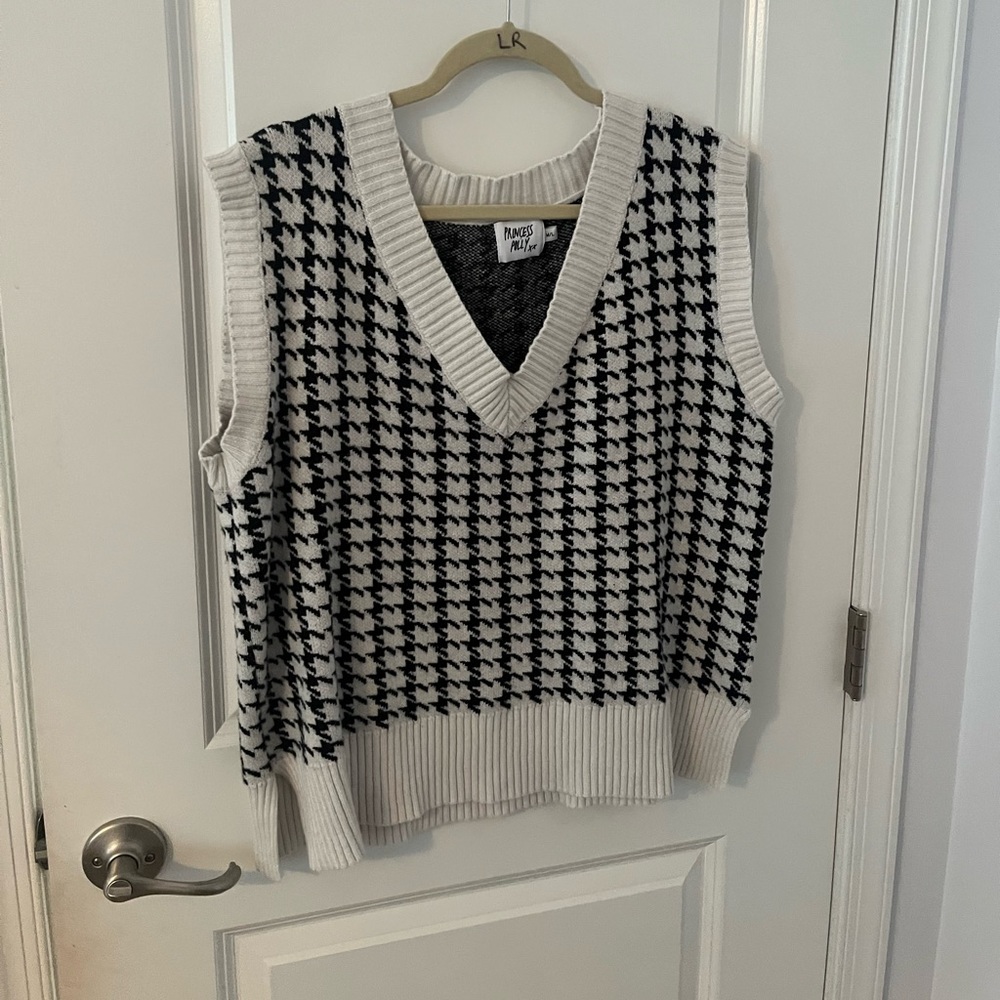 Princess Polly sweater vest